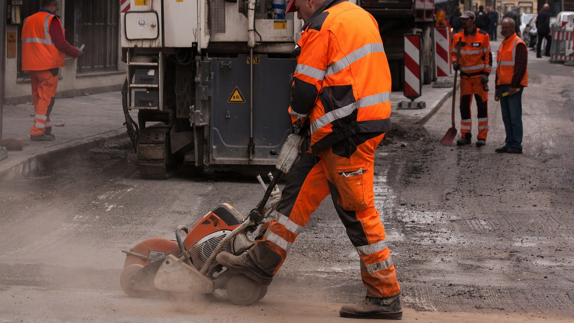 Quel professionnel choisir pour ses travaux de rénovation énergétique ?