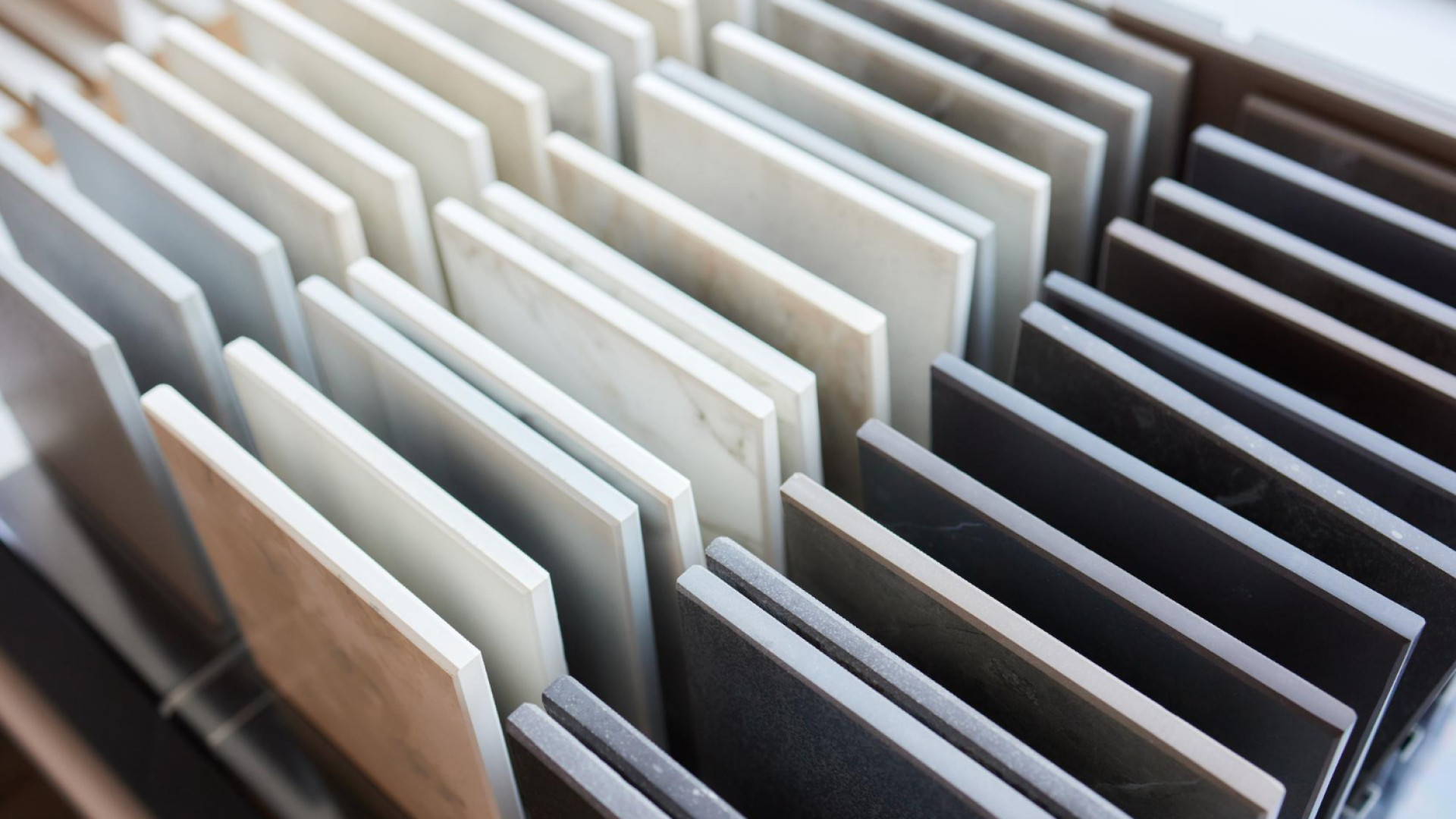 Comparatif des types de carrelage : trouvez celui qui s'adapte à votre maison